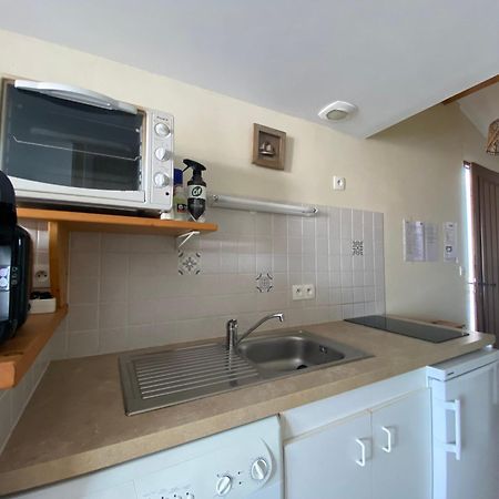 Appartement 1Er Etage Proche Centre-Ville, Plage Et Commerces, Balcon, Parking, Wifi Inclus - Fr-1-22-171 Ла Транш-сюр-Мер Екстериор снимка