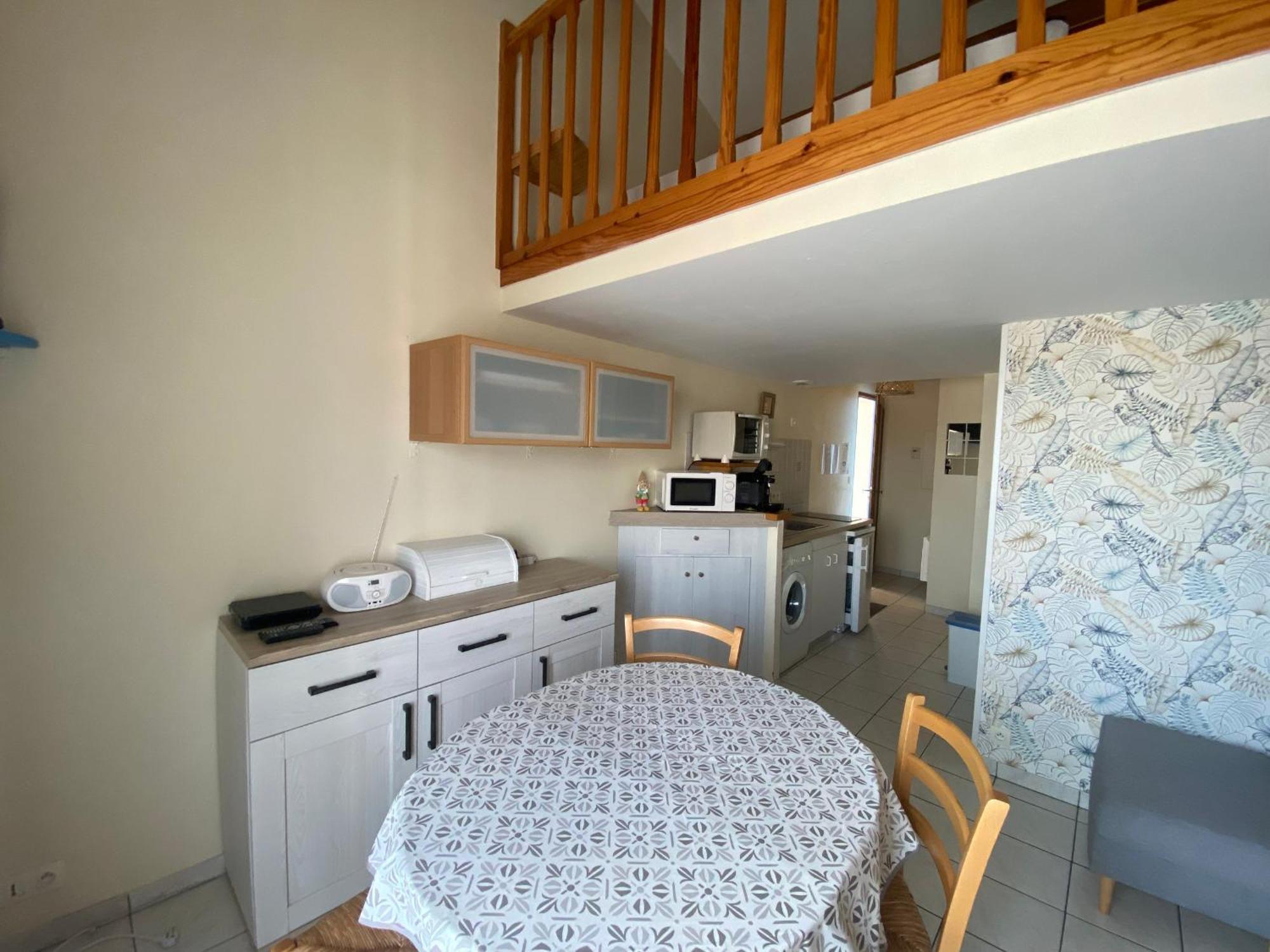 Appartement 1Er Etage Proche Centre-Ville, Plage Et Commerces, Balcon, Parking, Wifi Inclus - Fr-1-22-171 Ла Транш-сюр-Мер Екстериор снимка